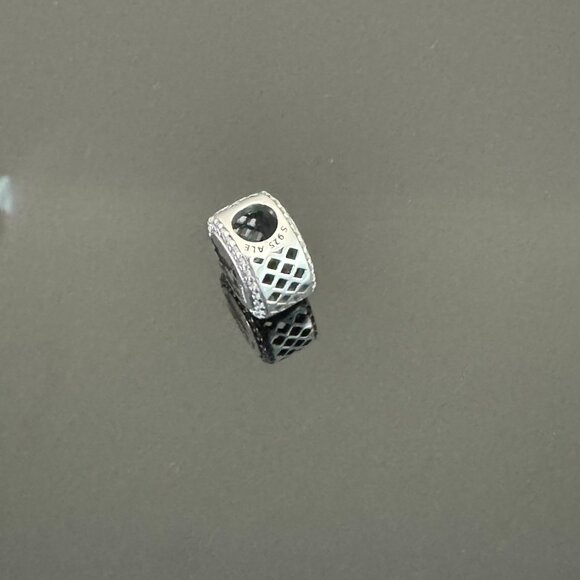 Pandora Disney Parks Bead Charm - Picture 6 of 7